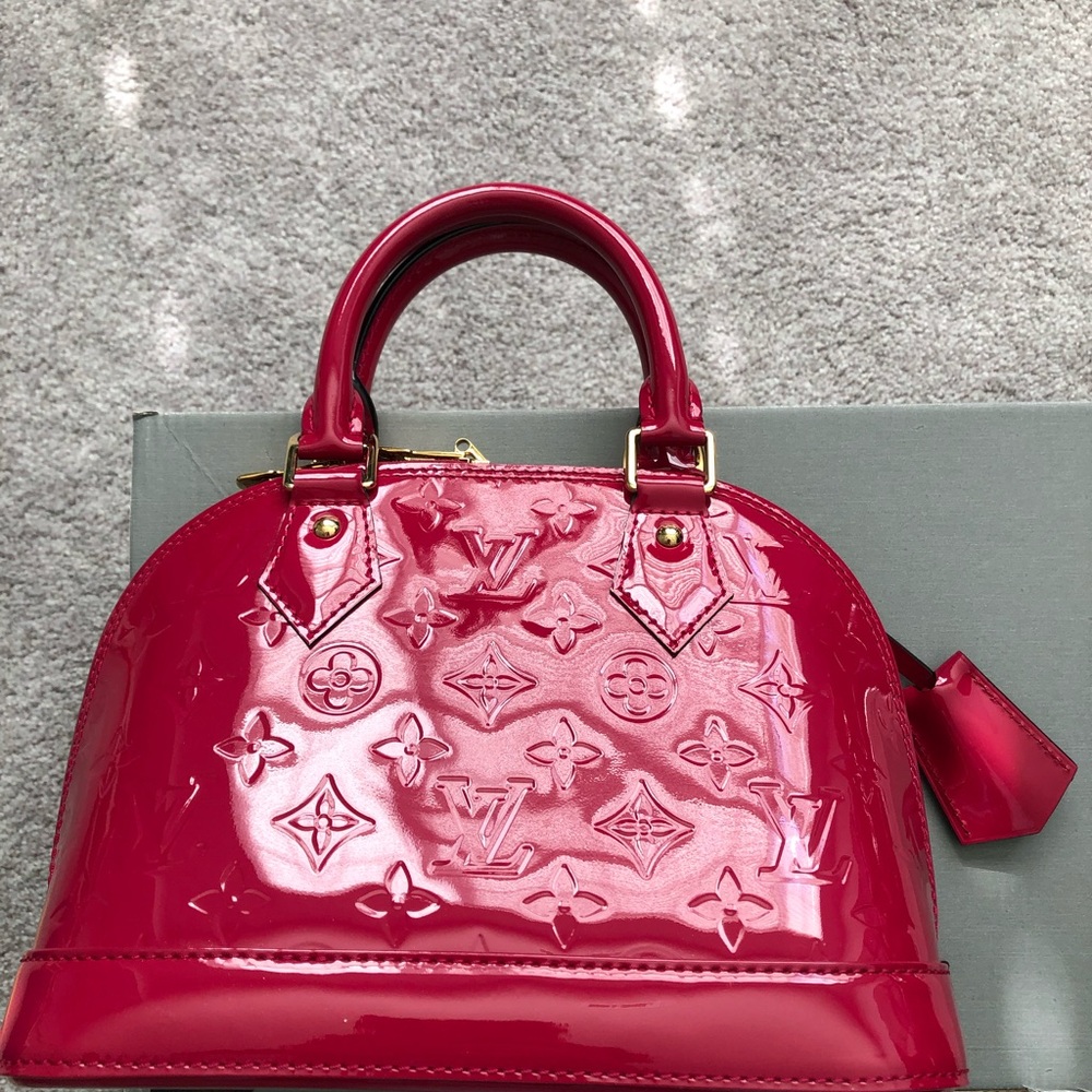 Authentic Louis Vuitton Alma bb handbag